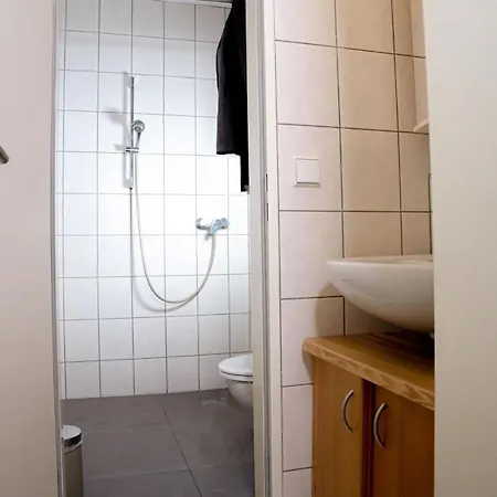 Stylish Flat With Wifi Near University& Messe Apartament